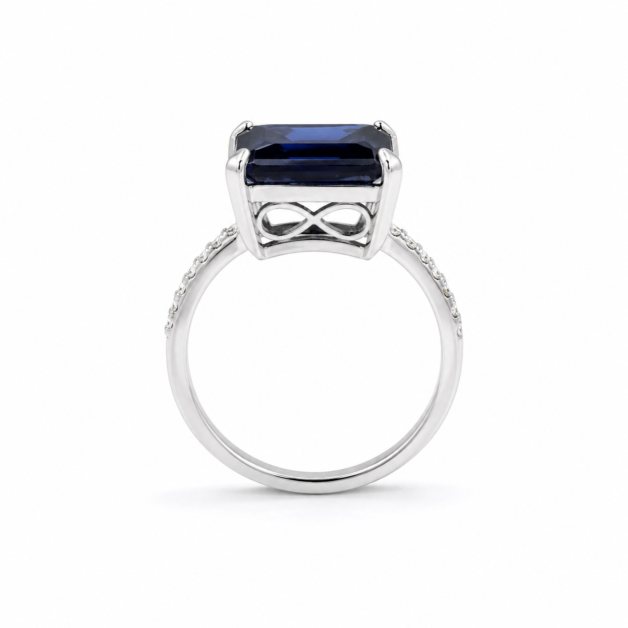 Sapphire Blue Ring